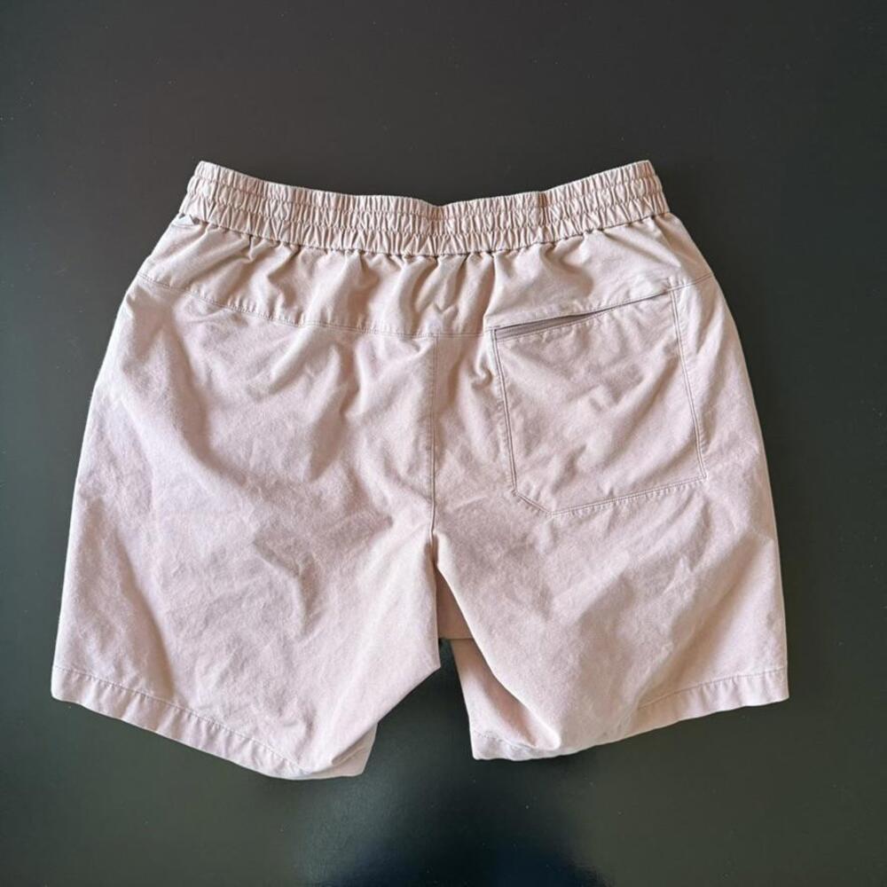 Lululemon - Bowline Shorts Earth Dye - 8" Inseam - Size L - Earthen Clay - Picture 2 of 3
